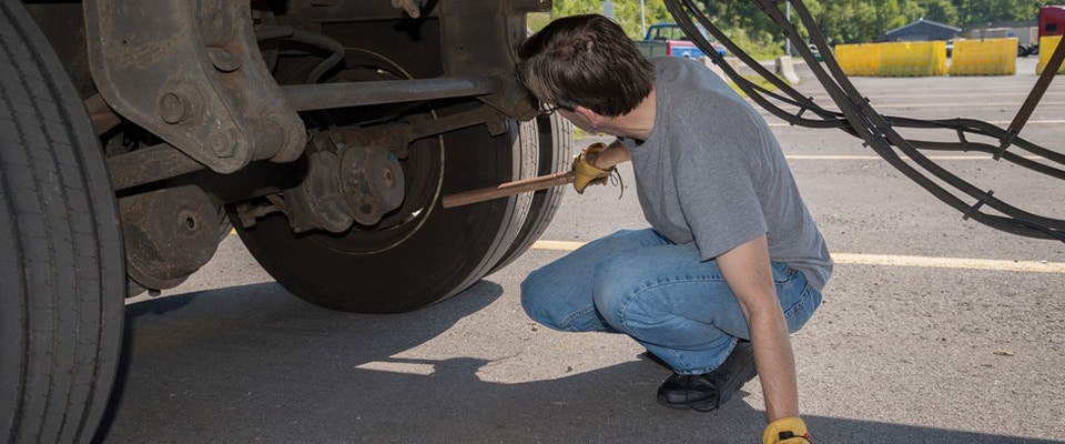 What Are The Dangers of Poor Truck Maintenance?